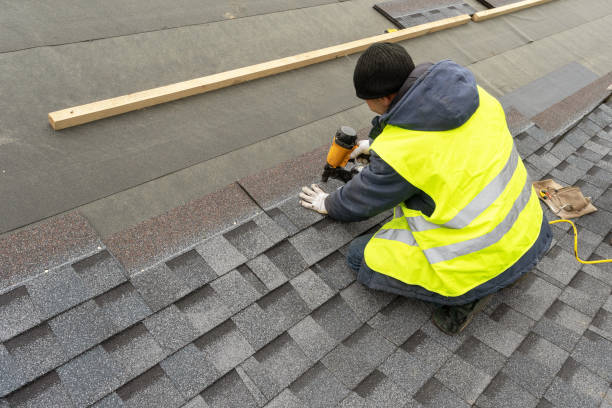 Best Roof Gutter Cleaning  in Wilton Center, CT